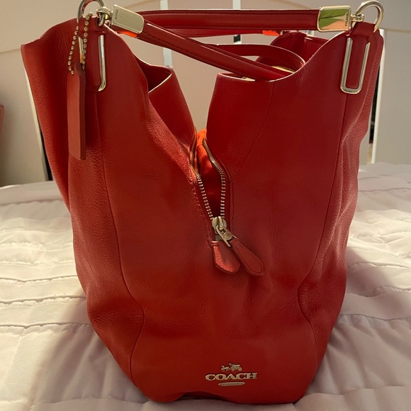 Coach medium shoulder bag